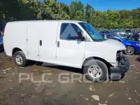 2017 Chevrolet Express photo