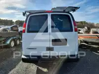 2017 Chevrolet Express photo