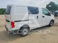 2017 Chevrolet Express photo