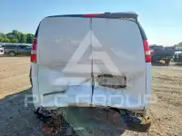 2017 Chevrolet Express фото