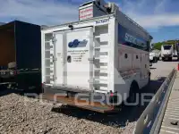 2017 Chevrolet Express фото