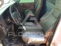 2017 Chevrolet Express фото