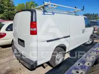 2017 Chevrolet Express photo