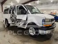 2017 Chevrolet Express photo