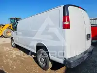 2017 Chevrolet Express фото