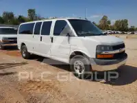 2017 Chevrolet Express photo