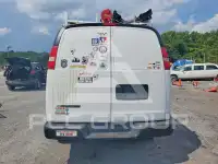 2017 Chevrolet Express photo