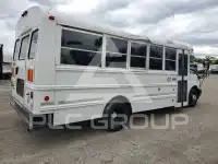 2017 Chevrolet Express фото