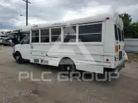 2017 Chevrolet Express фото