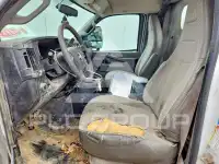 2017 Chevrolet Express фото