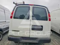 2017 Chevrolet Express фото