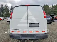 2017 Chevrolet Express фото