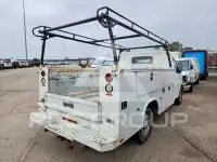 2017 Chevrolet Express фото