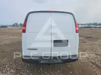 2017 Chevrolet Express photo