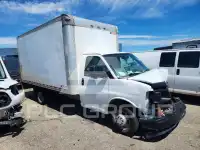 2017 Chevrolet Express фото