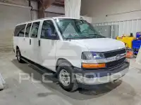 2017 Chevrolet Express photo