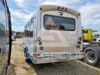2017 Chevrolet Express фото