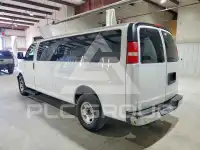 2017 Chevrolet Express photo