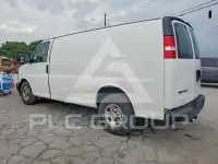 2017 Chevrolet Express фото