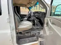 2017 Chevrolet Express photo