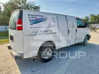 2017 Chevrolet Express фото
