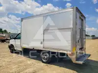 2017 Chevrolet Express фото