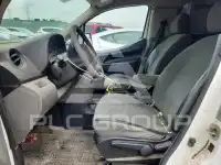2017 Chevrolet Express фото