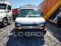 2017 Chevrolet Express фото