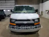 2017 Chevrolet Express photo