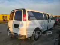 2017 Chevrolet Express фото