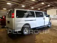2017 Chevrolet Express фото