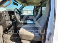 2017 Chevrolet Express фото