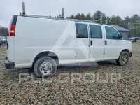 2017 Chevrolet Express фото