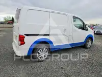 2017 Chevrolet Express фото