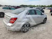 2017 Chevrolet Sonic фото