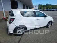 2017 Chevrolet Sonic фото