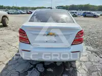 2017 Chevrolet Sonic фото