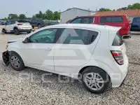 2017 Chevrolet Sonic фото