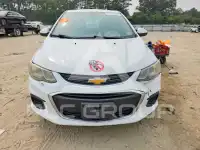 2017 Chevrolet Sonic photo