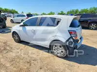 2017 Chevrolet Sonic photo