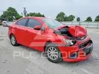 2017 Chevrolet Sonic фото