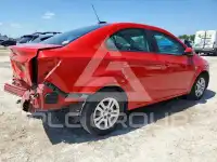 2017 Chevrolet Sonic фото