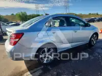 2017 Chevrolet Sonic фото