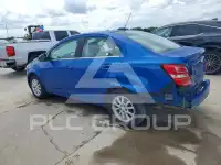 2017 Chevrolet Sonic фото