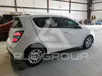2017 Chevrolet Sonic фото