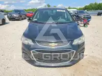 2017 Chevrolet Sonic фото