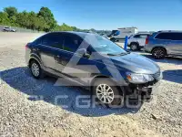 2017 Chevrolet Sonic фото