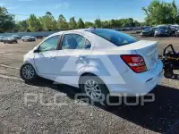 2017 Chevrolet Sonic фото