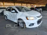 2017 Chevrolet Sonic фото