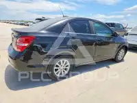 2017 Chevrolet Sonic фото